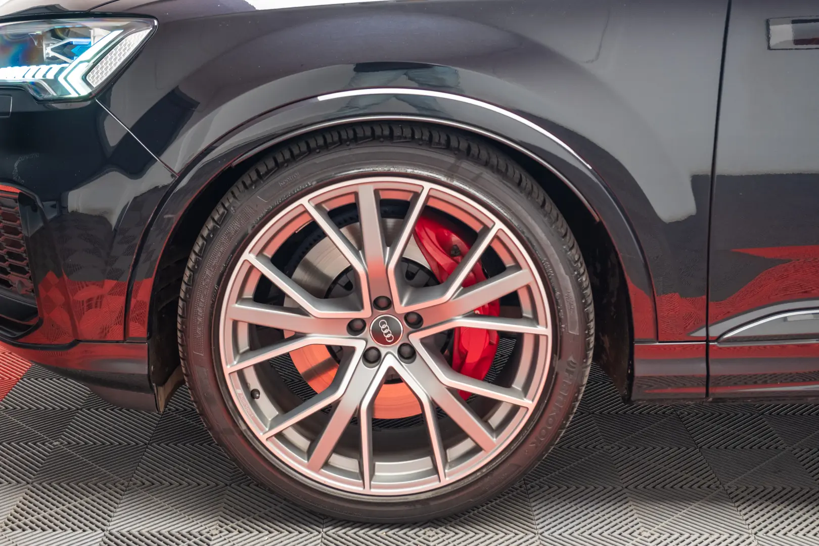 Audi SQ7 quattro TDI  4.0  AQ7