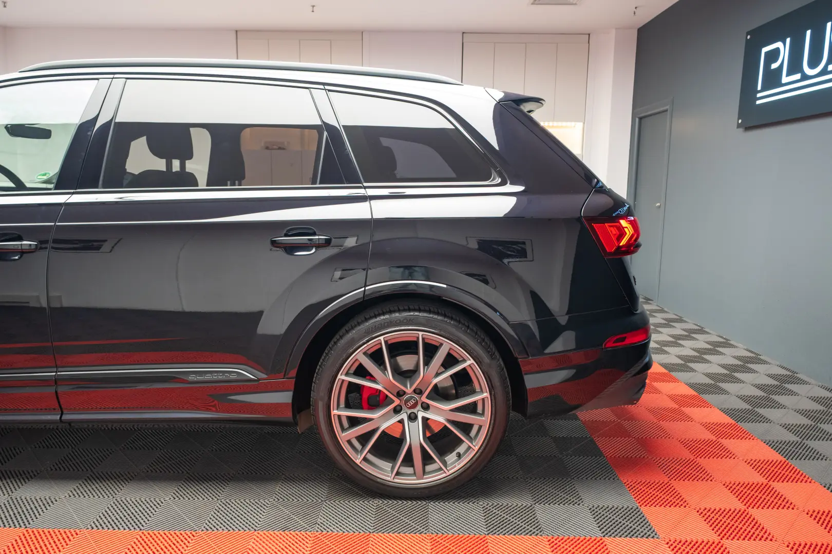 Audi SQ7 quattro TDI  4.0  AQ7