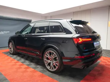 Audi SQ7 quattro TDI  4.0  AQ7