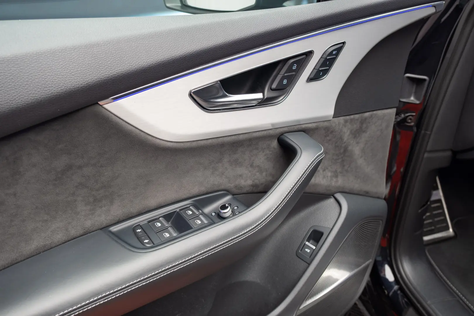 Audi SQ7 quattro TDI  4.0  AQ7