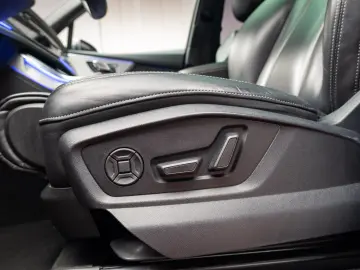 Audi SQ7 quattro TDI  4.0  AQ7