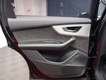 Audi SQ7 quattro TDI  4.0  AQ7