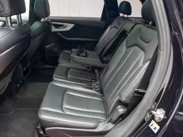 Audi SQ7 quattro TDI  4.0  AQ7