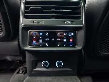 Audi SQ7 quattro TDI  4.0  AQ7