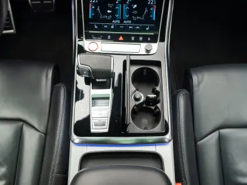 Audi SQ7 quattro TDI  4.0  AQ7