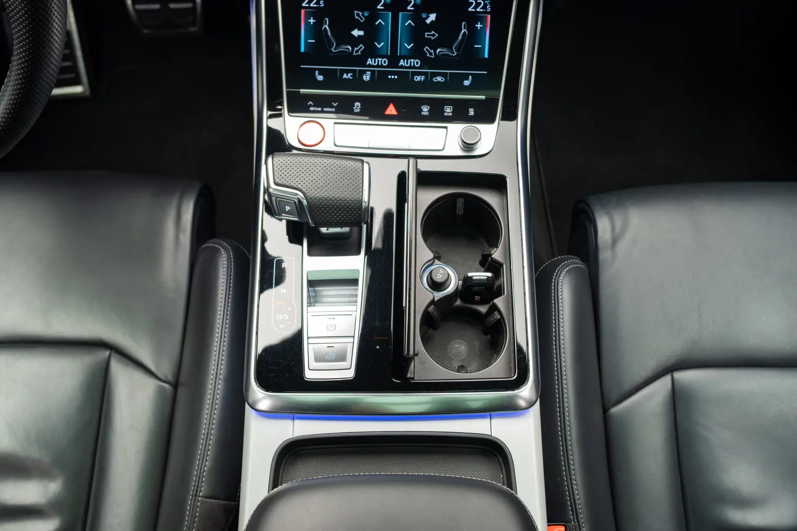 Audi SQ7 quattro TDI  4.0  AQ7