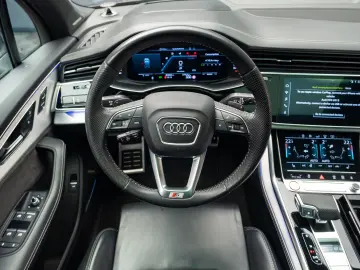 Audi SQ7 quattro TDI  4.0  AQ7