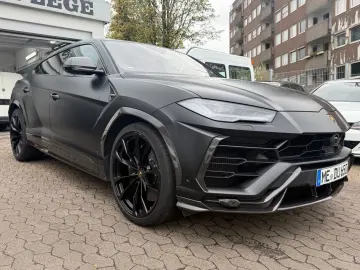Urus B&O HeadUp Pano