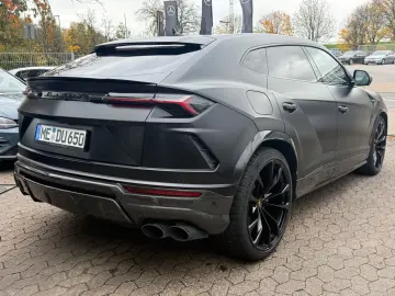 Urus B&O HeadUp Pano