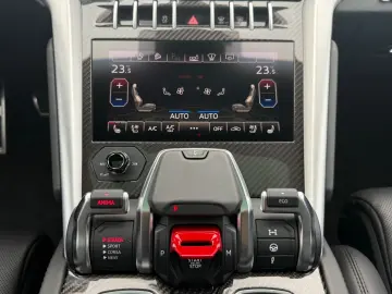 Urus B&O HeadUp Pano