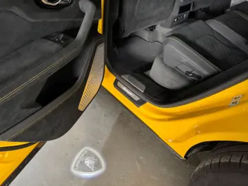 Urus 4.0 V8 Performante CARBON BANG&OLUFSEN 23