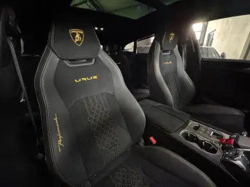 Urus 4.0 V8 Performante CARBON BANG&OLUFSEN 23