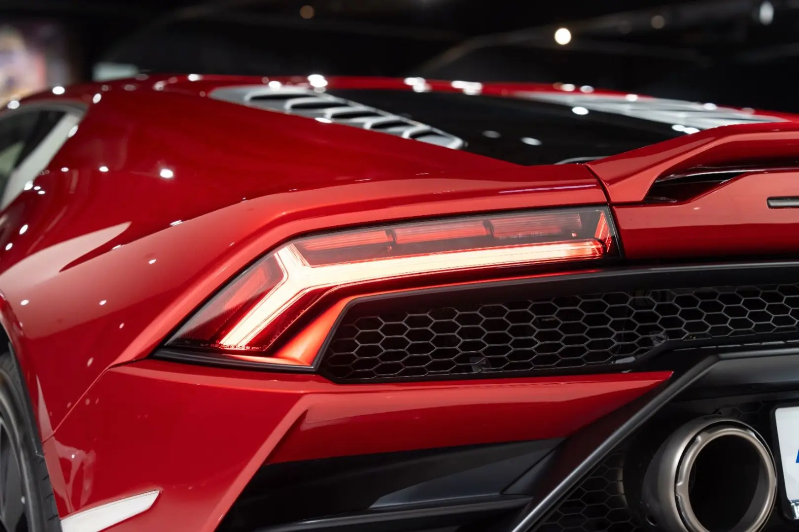 Huracán EVO RWD AKRAPOVIC-ABGAS LIFT EVO-TRIM