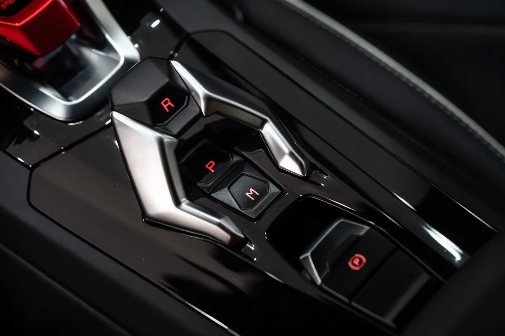 Huracán EVO RWD AKRAPOVIC-ABGAS LIFT EVO-TRIM