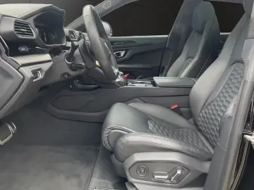 Urus B&O PANO 23  MASSAGE AMBIENTE