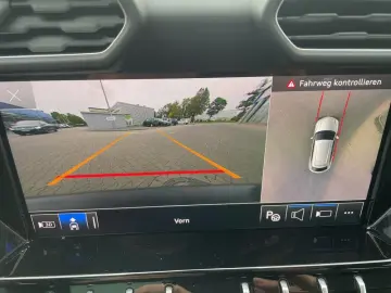 Urus B&O PANO 23  MASSAGE AMBIENTE