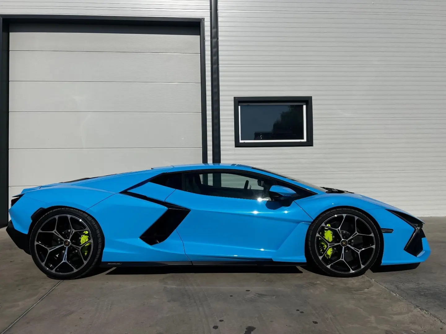 Revuelto 6.5 V12 HPEV LIFT.KERAMIK