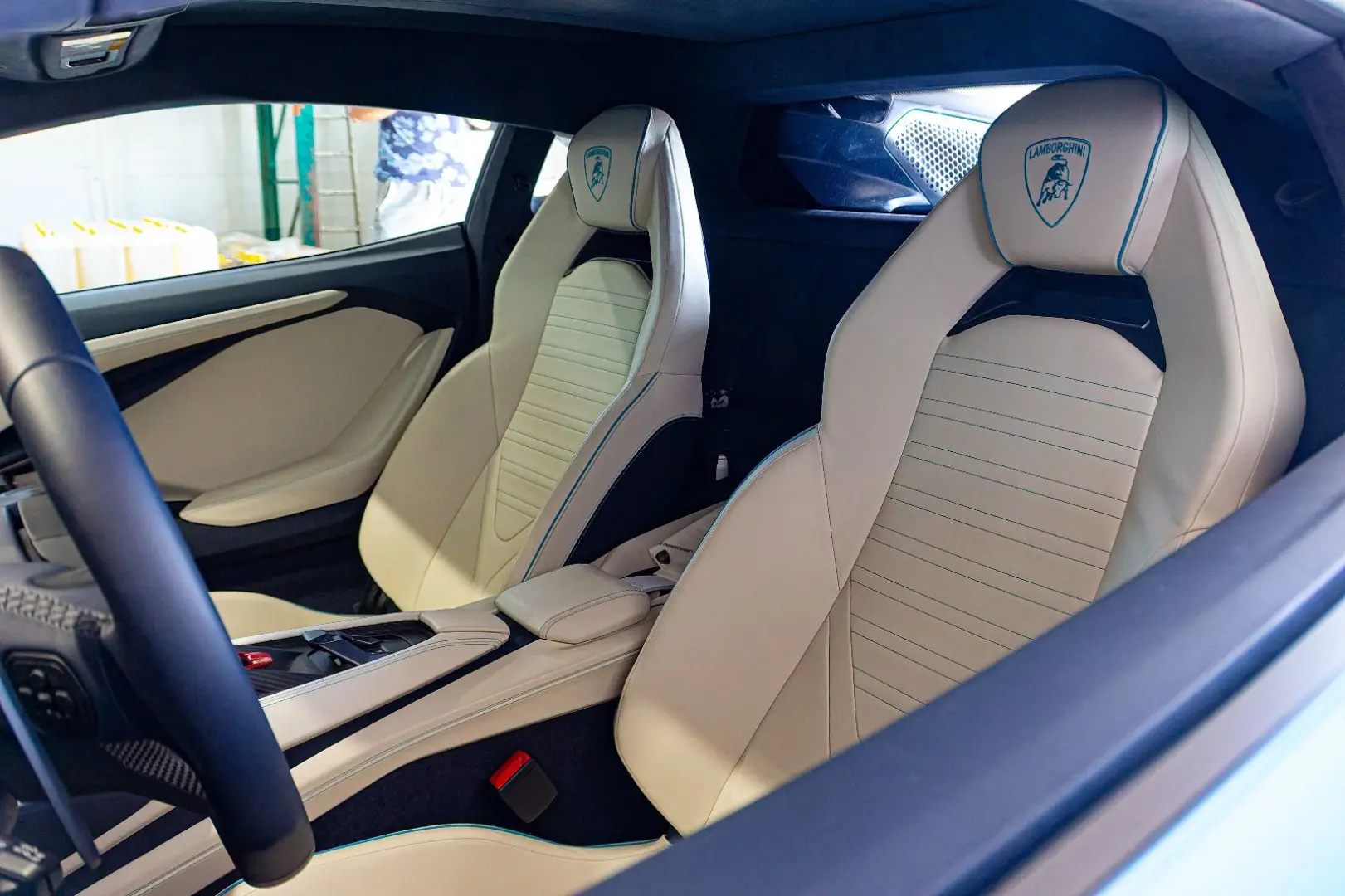 Revuelto 6.5 V12 HPEV LIFT.KERAMIK