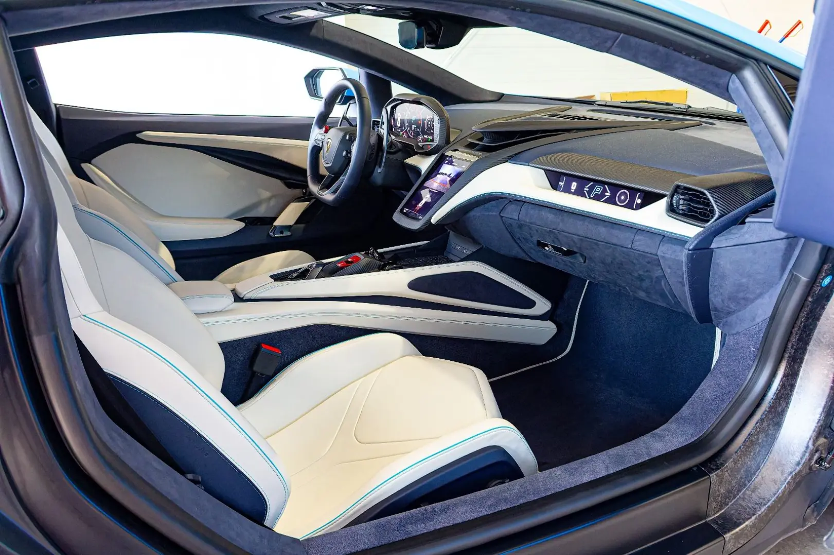 Revuelto 6.5 V12 HPEV LIFT.KERAMIK