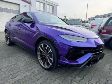 Urus S Viola Mithras-Nero Ade Acrapovich