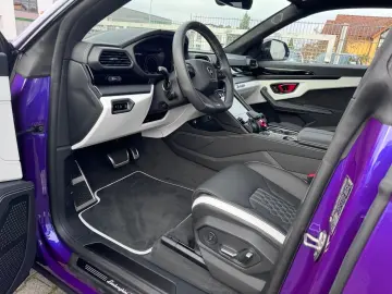 Urus S Viola Mithras-Nero Ade Acrapovich