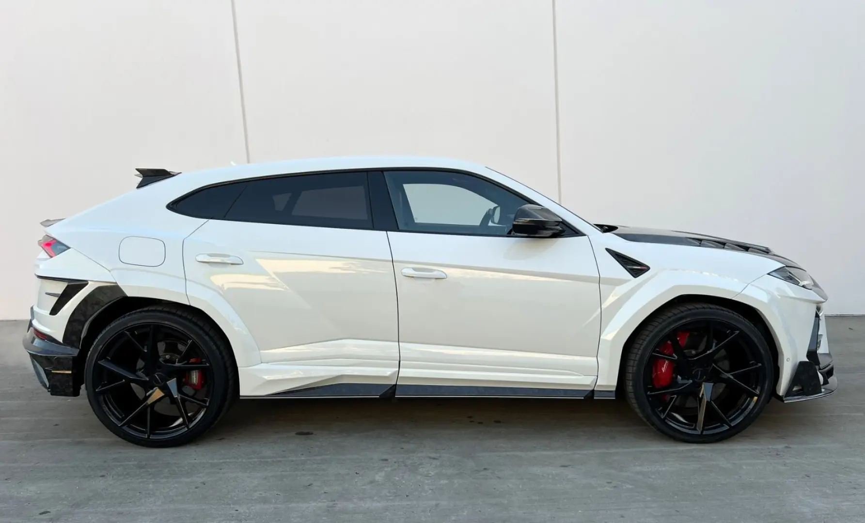 Urus S MANSORY  Venatus S Bodykit