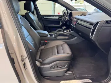 Cayenne Coupe Innodrive Approved 22`` HUD