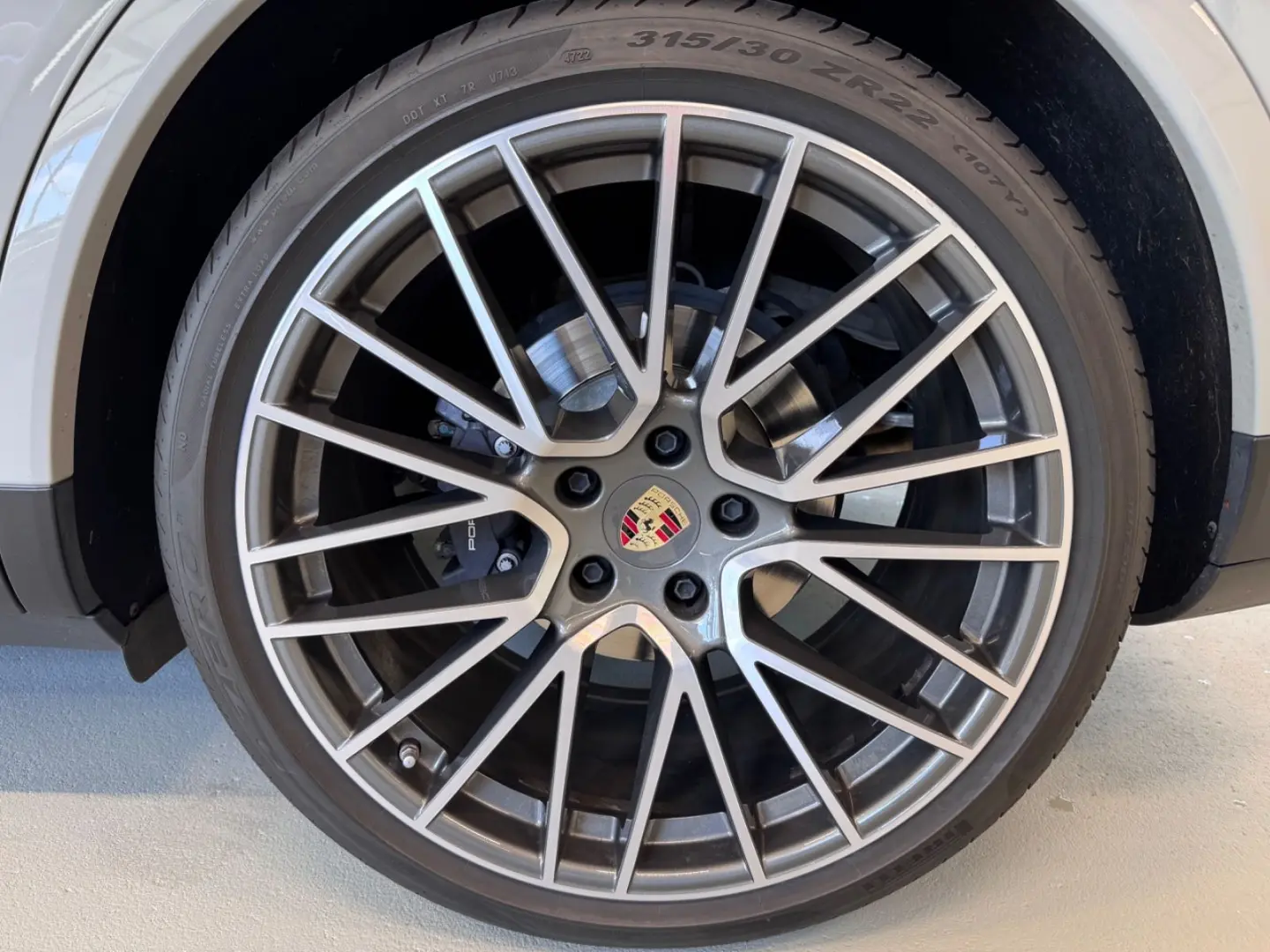 Cayenne Coupe Innodrive Approved 22`` HUD