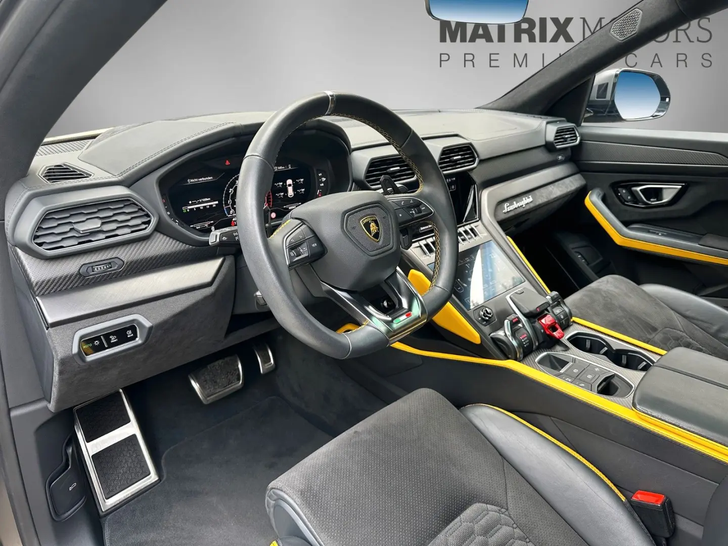 Urus Graphite Capsule