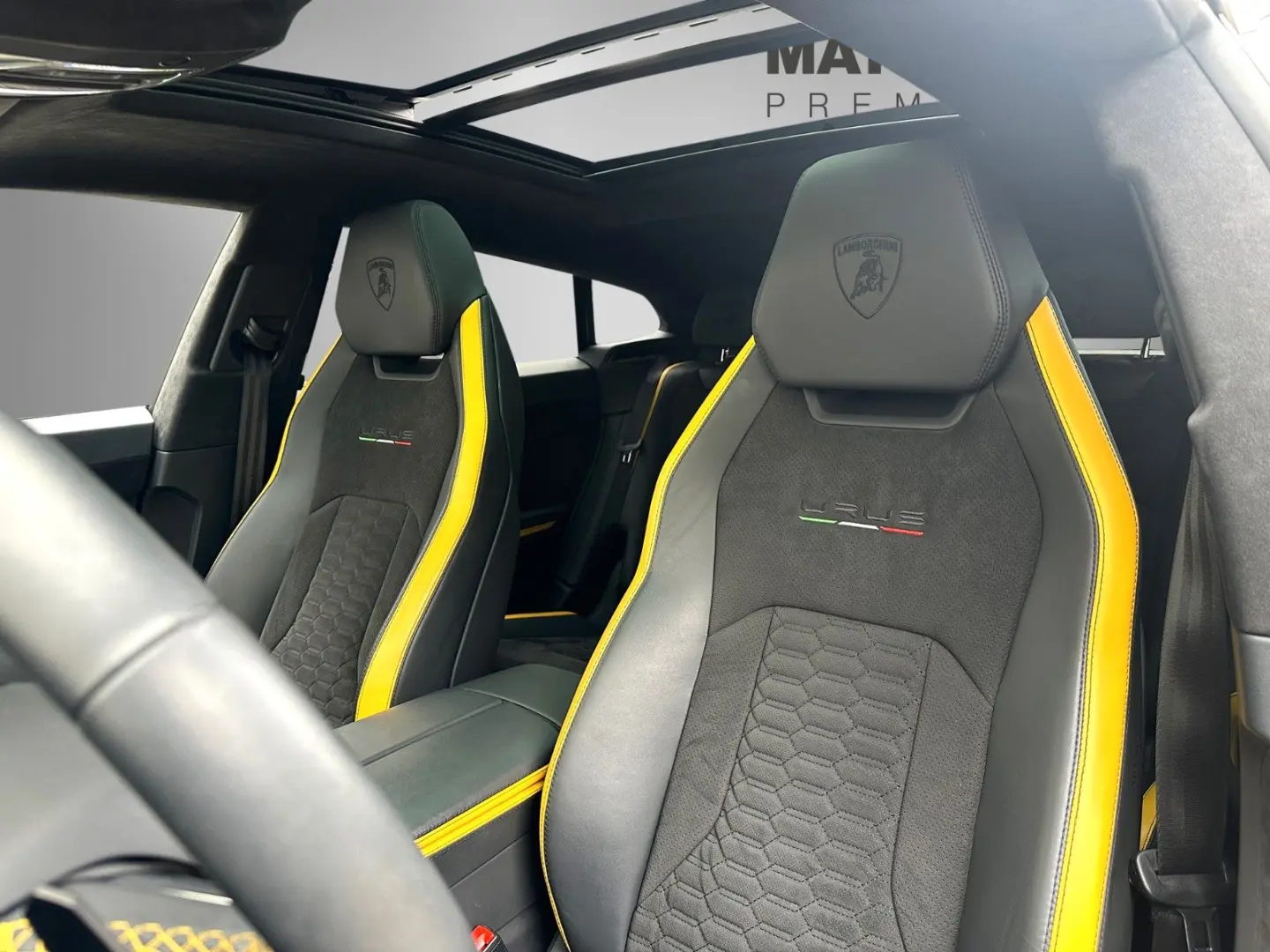 Urus Graphite Capsule