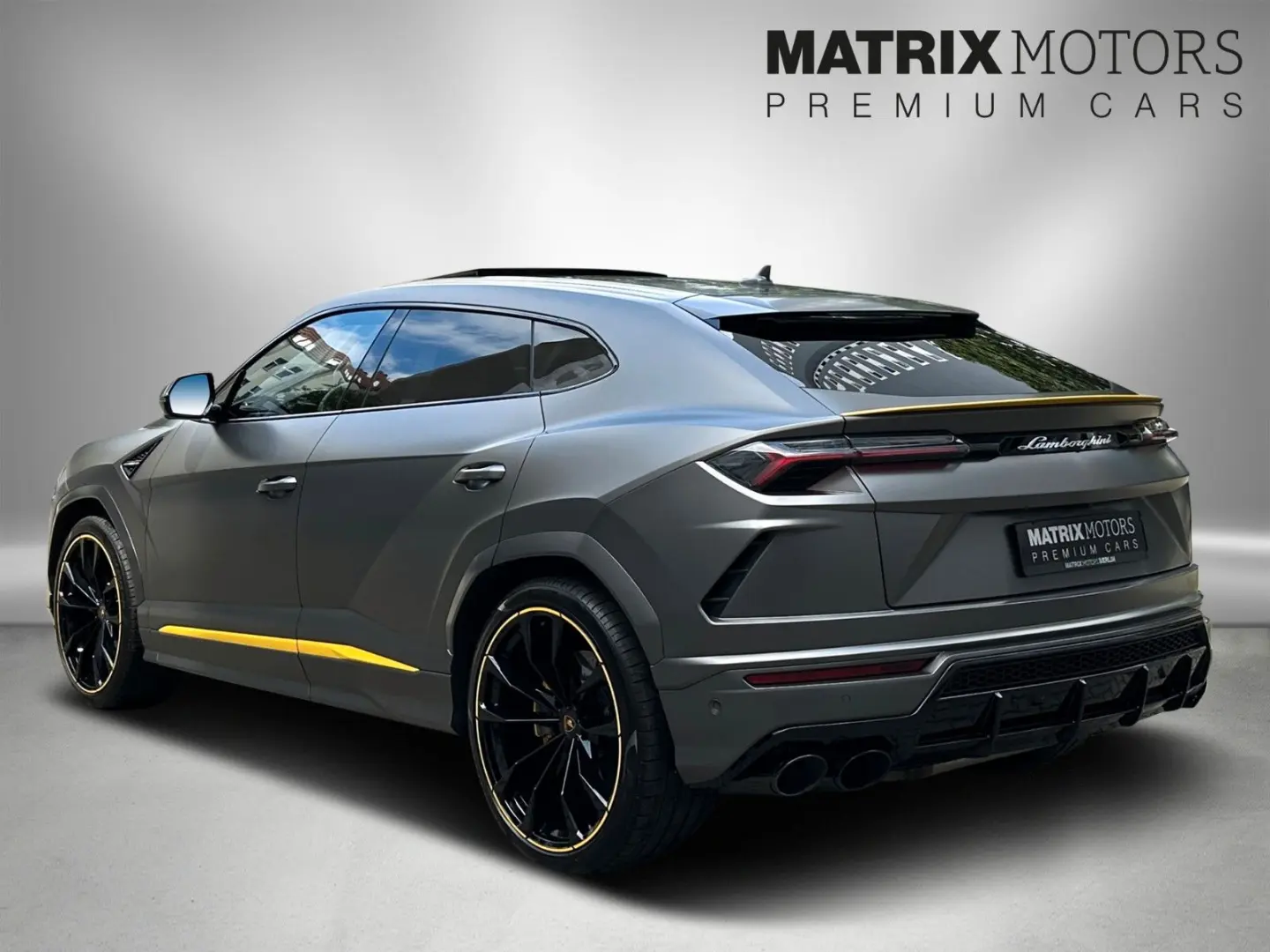 Urus Graphite Capsule