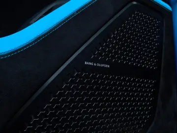 Urus 4.0V8 Performante CARBON B&O ALCANTARA PANO