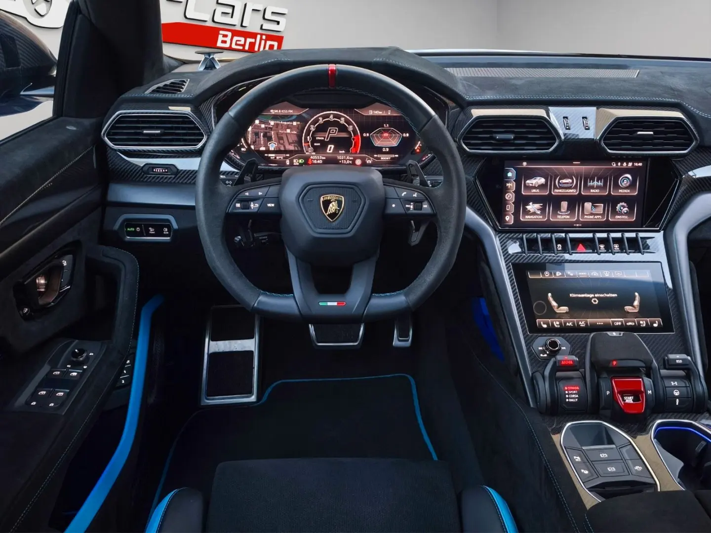 Urus 4.0V8 Performante CARBON B&O ALCANTARA PANO