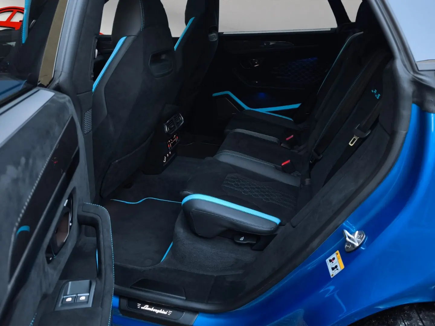 Urus 4.0V8 Performante CARBON B&O ALCANTARA PANO