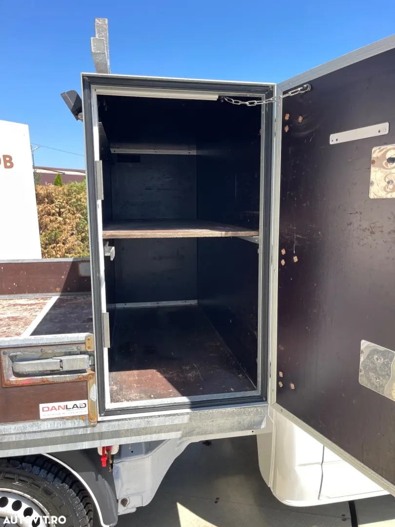 Volkswagen Transporter Doka 6LOCURI