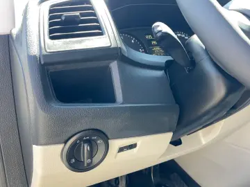 Volkswagen Transporter Doka 6LOCURI