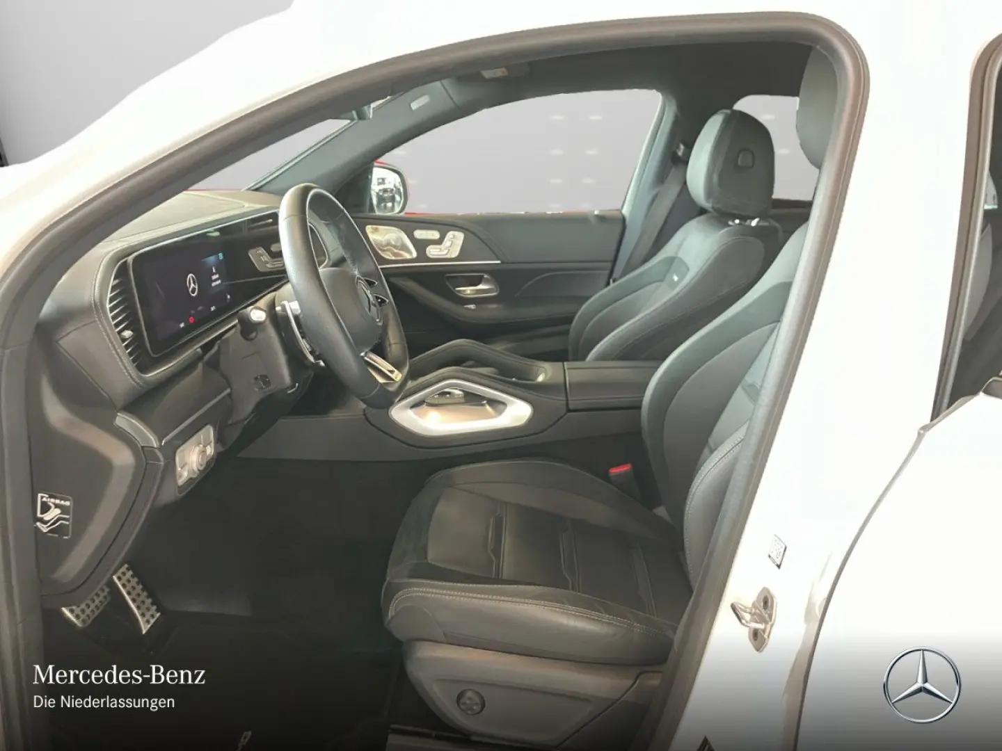 GLE 53 AMG HYBRID 4M Cp Premium Pano AHK HuD 22