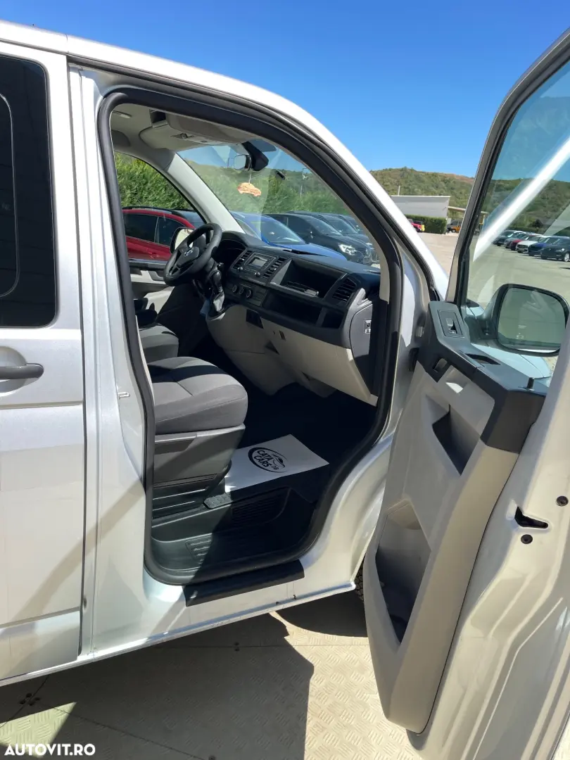 Volkswagen Transporter Kombi T6