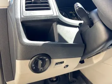 Volkswagen Transporter Kombi T6