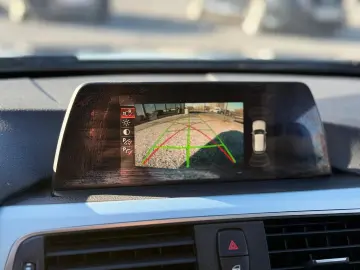 BMW Seria 3 318d Touring Steptronic  Sport Line