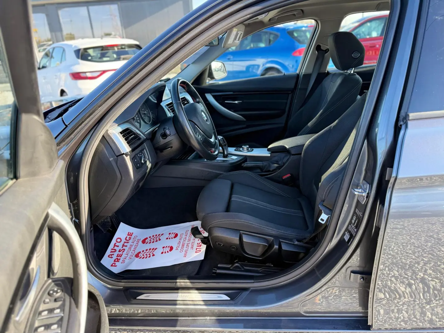 BMW Seria 3 318d Touring Steptronic  Sport Line