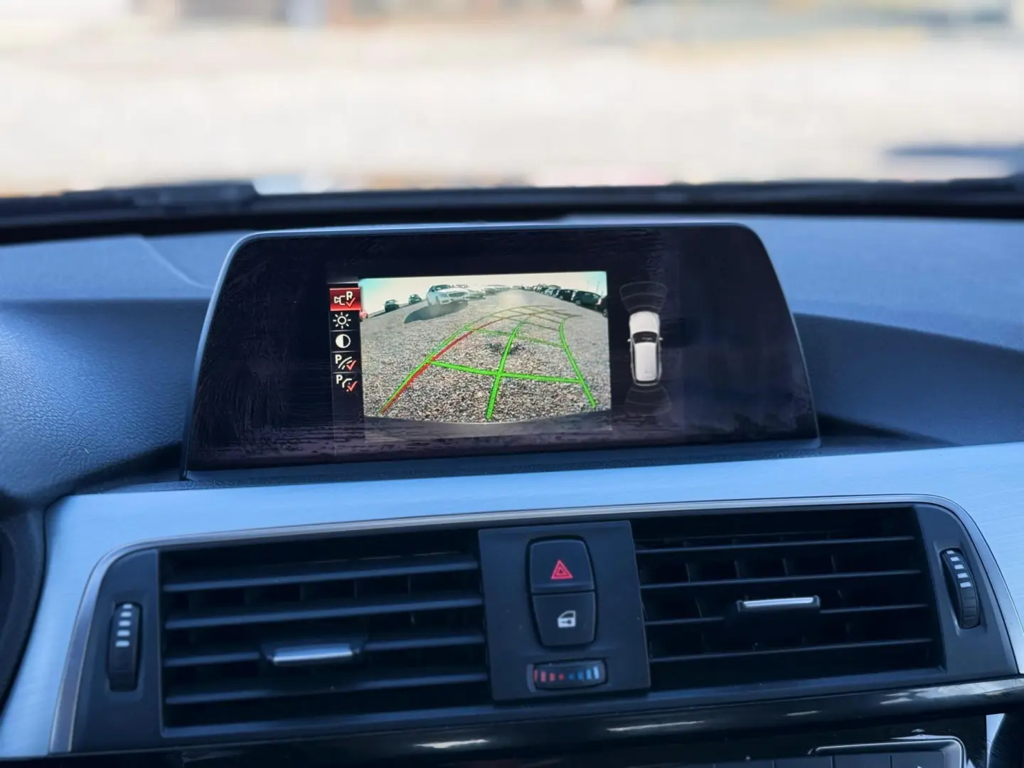 BMW Seria 3 318d Touring Steptronic  Sport Line