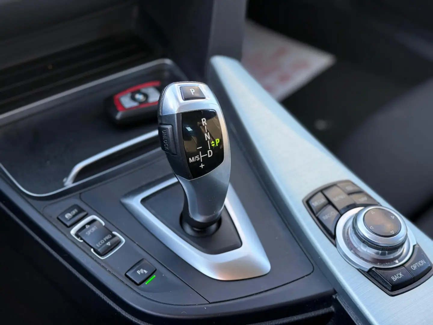 BMW Seria 3 318d Touring Steptronic  Sport Line