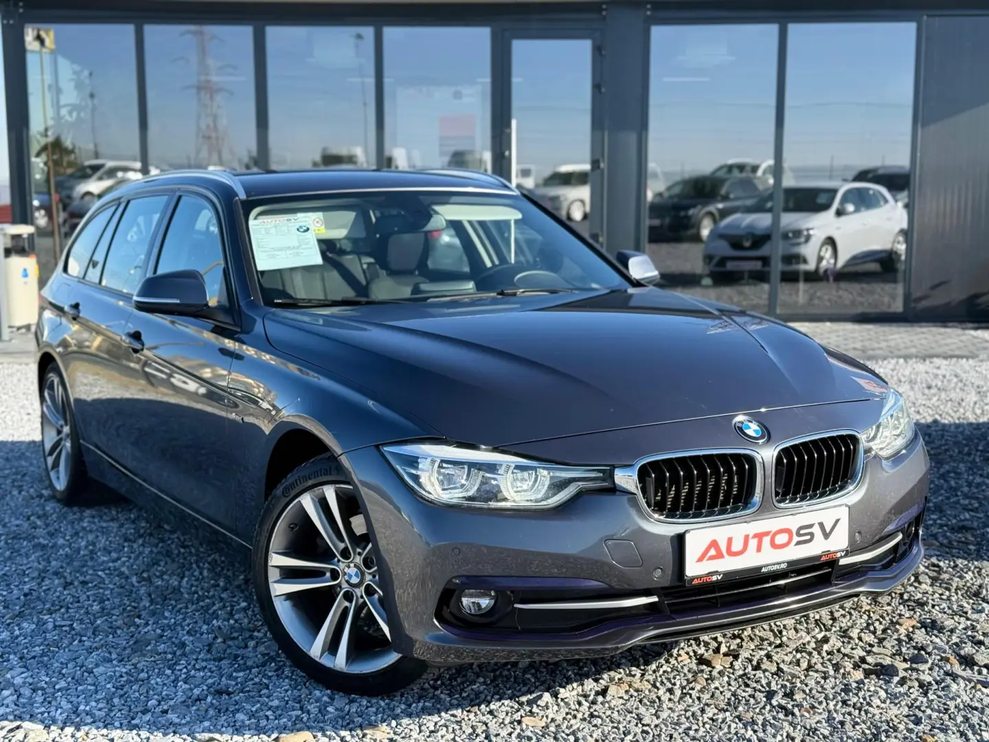 BMW Seria 3 318d Touring Steptronic  Sport Line