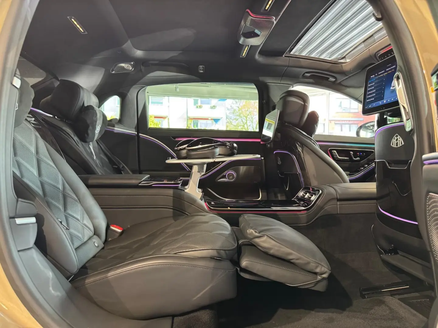 S 580 Maybach  E-Aktive FirstClass Kühlbox 3xTV