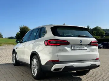X5 xDrive45e Int-AL AHK LASER 2 JAHRE GARANTIE