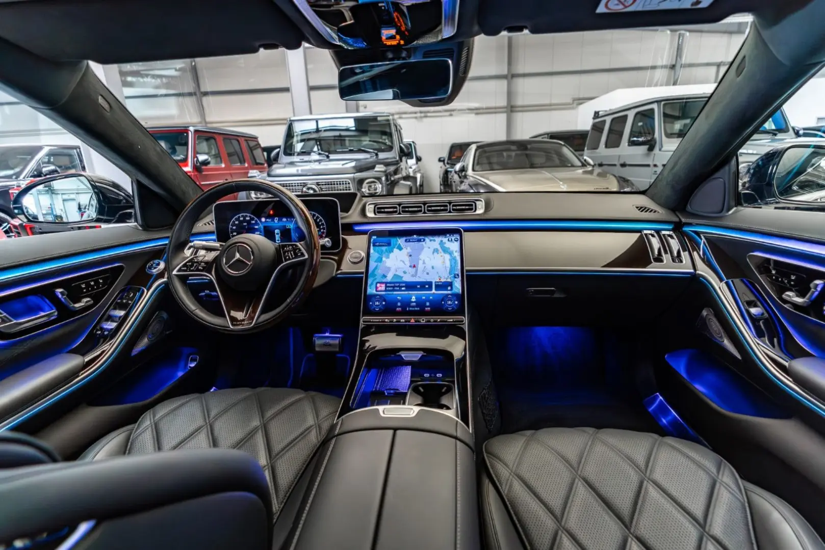 Maybach S 680 4M   MY 2025   Rear Axle Steering