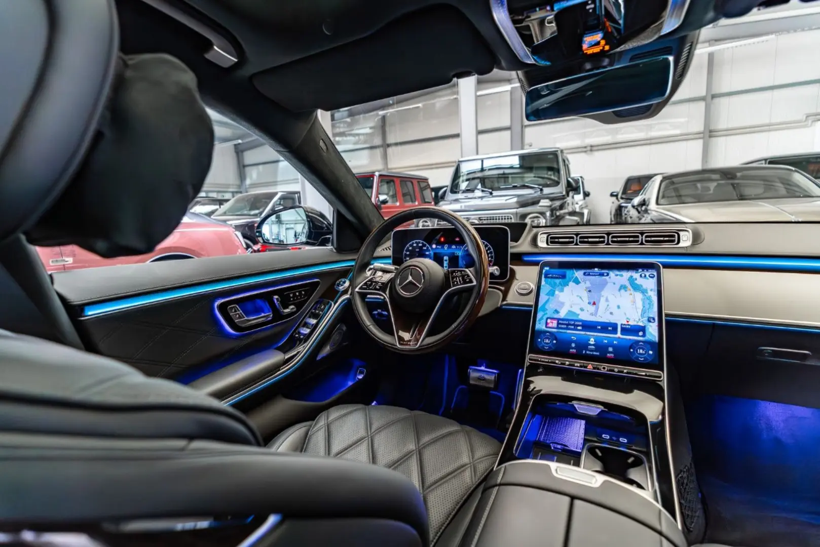 Maybach S 680 4M   MY 2025   Rear Axle Steering