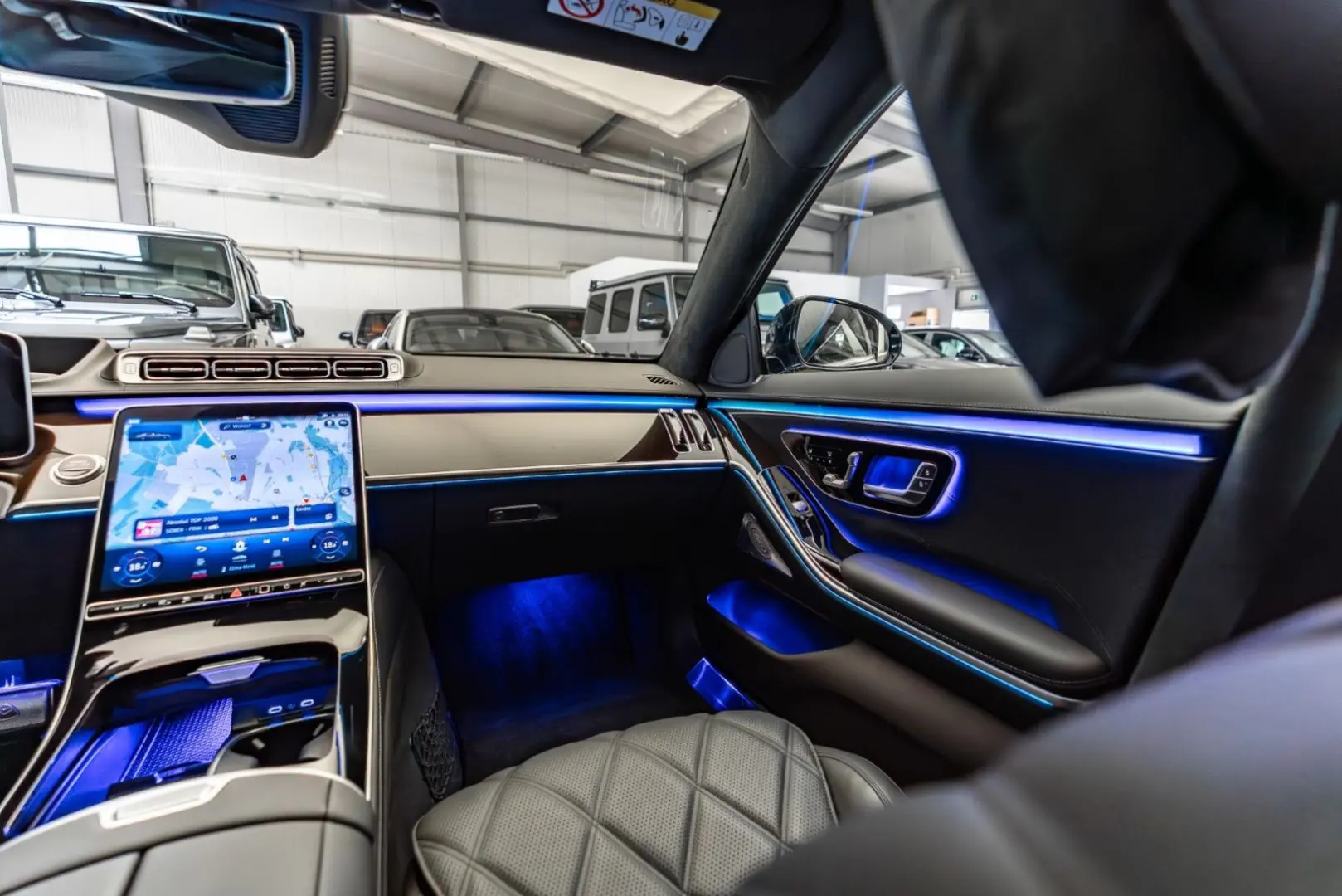 Maybach S 680 4M   MY 2025   Rear Axle Steering