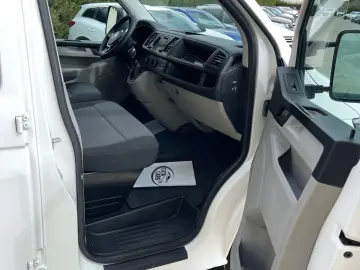Volkswagen Transporter Doka DSG 6LOCURI